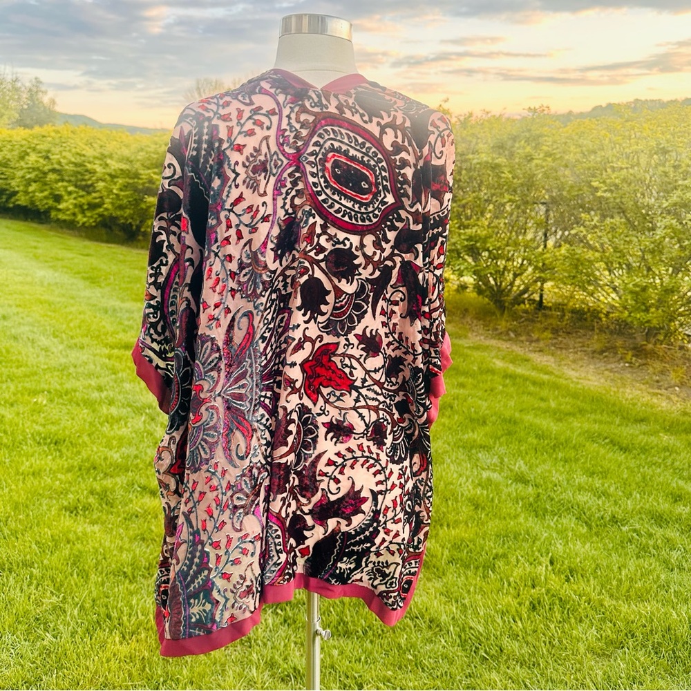 Soft Surroundings Velvet Wine Paisley Topper Kimono - Picture 12 of 16